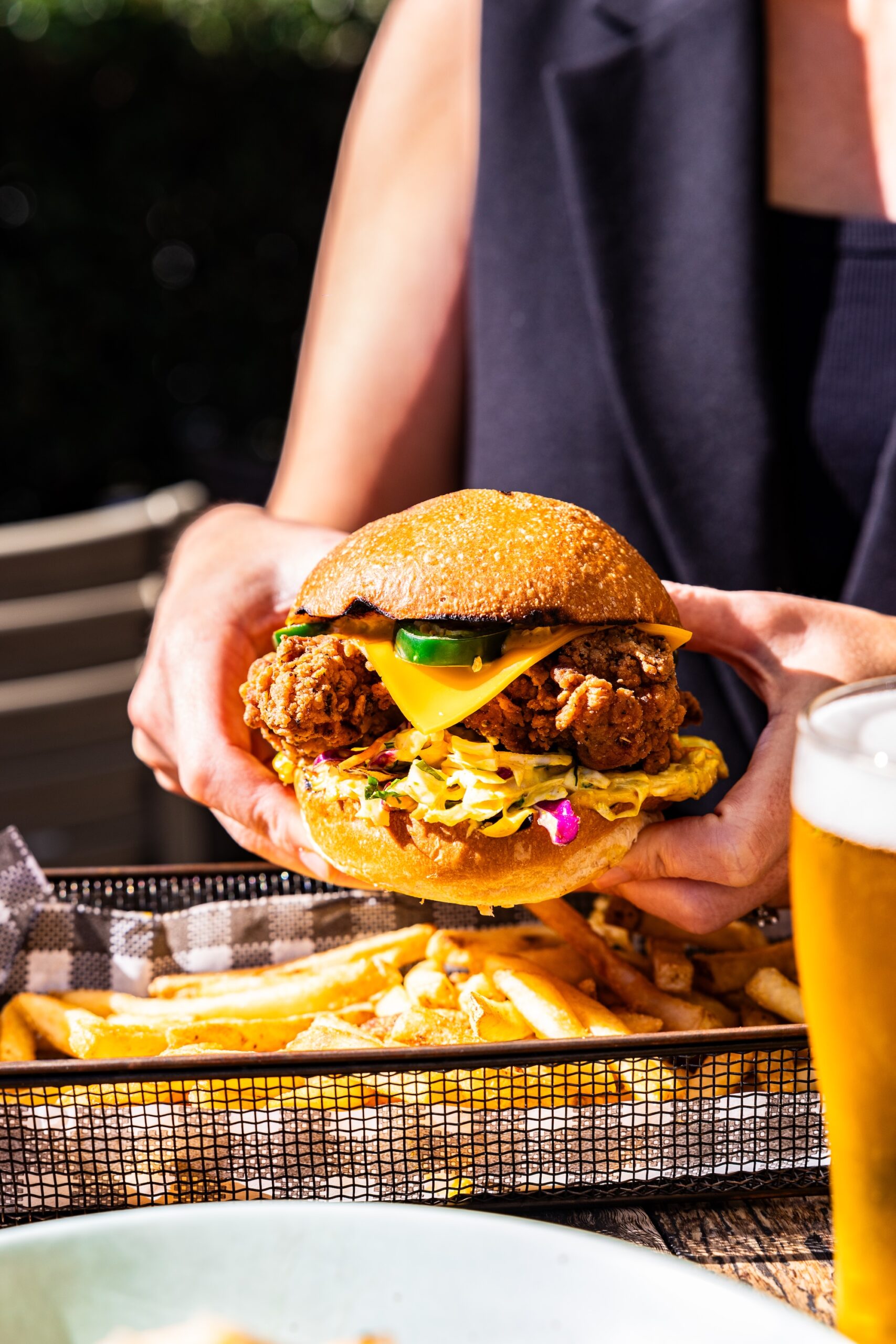 FRIED CHICKEN BURGER
